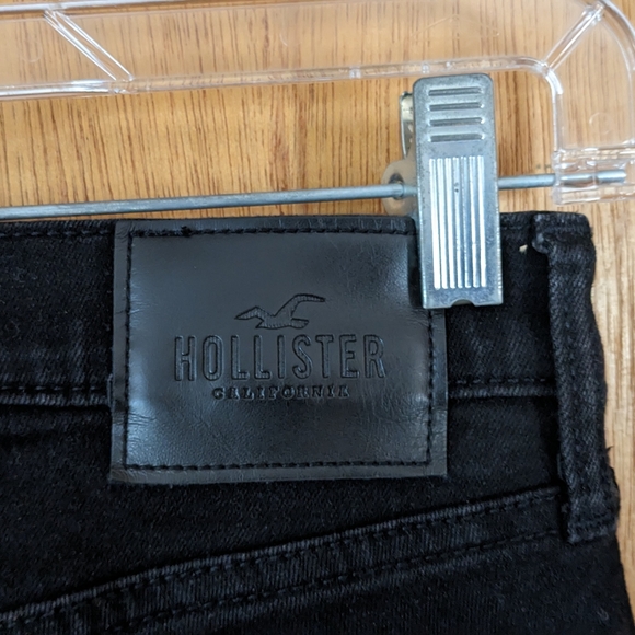 Hollister Woman's Black Skinny Jeans, Ripped Distressed Knees - Picture 6 of 7